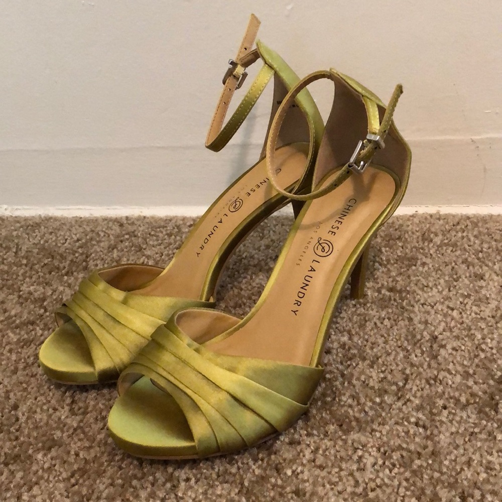 Chinese Laundry green satin heels